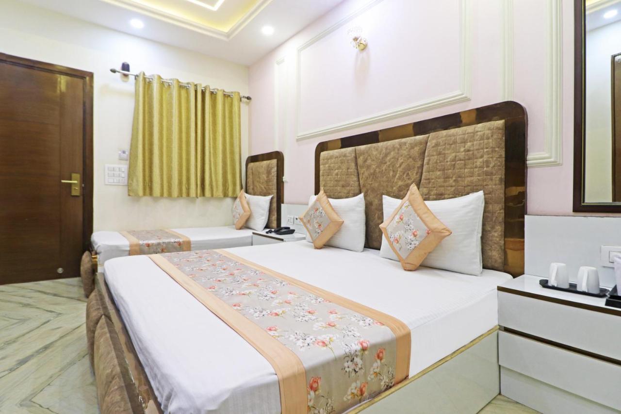 Hotel Samrat Residency 10 Mints Walking Distance Nizamuddin Railway Station New Delhi Exterior photo