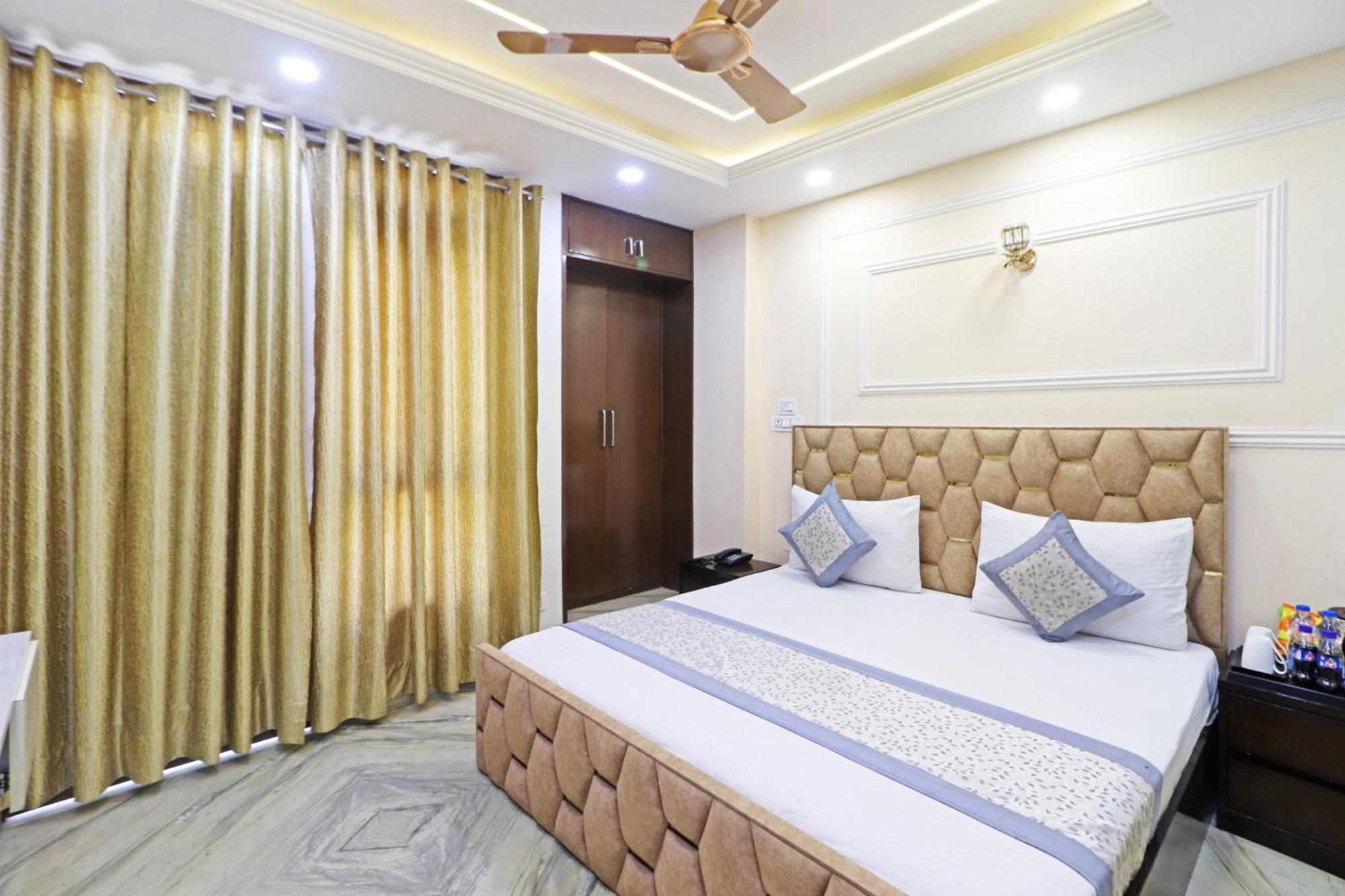 Hotel Samrat Residency 10 Mints Walking Distance Nizamuddin Railway Station New Delhi Exterior photo